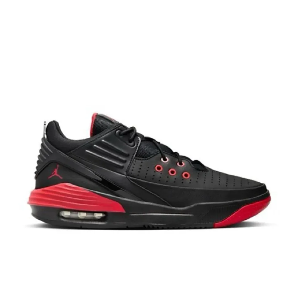 Nike Air JORDAN Jordan Max Aura 5‎ Shoes black/red size 7 NWT in Box